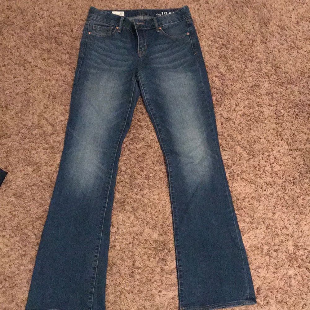 Perfect boot cut size 27 GAP jeans